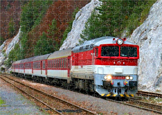 puzzle s lokomotivou 757 004-7